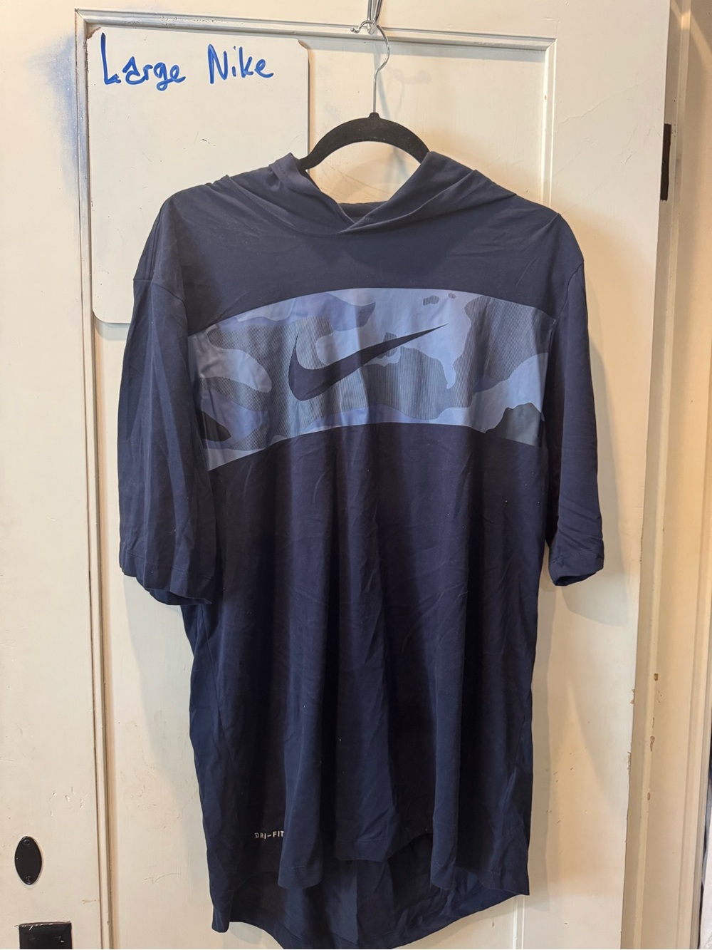 Nike Short Sleeve Hooded Performance Tee in Navy with Blue Camo Panel